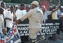 Des anciens employés réclament leurs primes de séparation