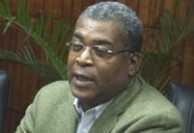 Le projet de taxe sur les appels téléphonique est toujours à l’étude