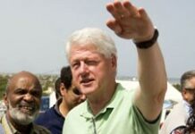 Bill Clinton promet d’œuvrer à la reconstruction des infrastructures
