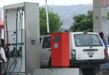 Les pompes à essence dorénavant restent ouvertes toute la journée