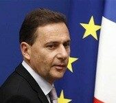 Valery, haïtien: Obligation de Quitter le Territoire Français