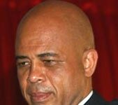 Martelly assiste à un Te Deum après son investiture