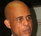 Coup d’envoi des négociations entre le chef d’Etat et les sénateurs minoritaires