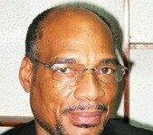 Anacacis Jean Hector met en garde contre une reconduction tacite de Bellerive