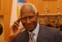 Abdou Diouf présentera le premier Forum mondial de la langue française