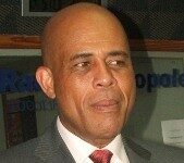 Martelly a rencontré des membres de l’UEH
