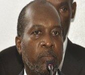 Le ministre des finances joue la carte de la transparence dans le budget 2011