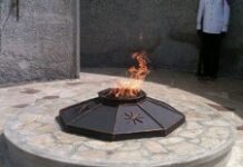 La flamme éternelle rallumée