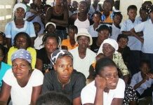 Les parents tirent la sonnette d’alarme sur les frais scolaires exorbitants