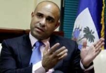 Lamothe analyse le gel des fonds avec l’ambassadeur canadien