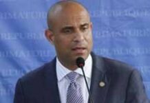 Lamothe présente son 3 eme cabinet ministériel