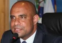 Laurent Lamothe participe à la réunion annuelle du Forum Économique Mondial