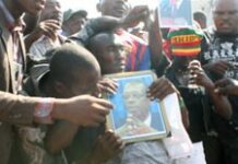 Lavalas réalise une grande manifestation à Port-au-Prince