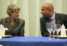 Irina BOKOVA promet d’accompagner le gouvernement haïtien dans sa lutte contre la pauvreté et l’exclusion sociale.