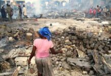 DERNIÈRE HEURE : important incendie au bas de la ville de Port-au-Prince