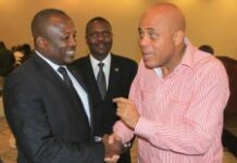 Martelly et Desras recherchent une issue à la crise