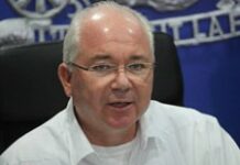 Rafael Ramirez dit constater d’énormes progrès en Haïti