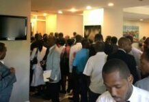 Aucun accord formel visant la réduction du nombre des partis politiques n’a été trouvé