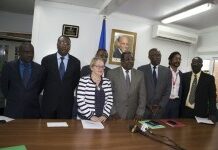 Remise d’un lot d’équipements médicaux au (MSPP)