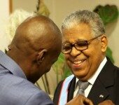 Deux ambassadeurs décorés par le président Jovenel Moïse