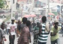 Une manifestation antigouvernementale dispersée par la Police