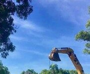 Les travaux d’installation de l’usine d’asphalte de l’Acul de Gros Morne avancent