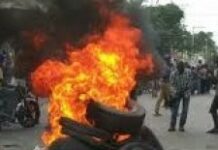 Colère des citoyens contre la pénurie d’essence