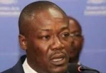 Le gouvernement annonce la distribution de l’essence dans les pompes