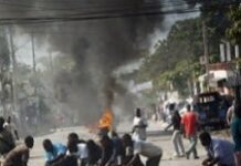 Intensification de la guerre des barricades