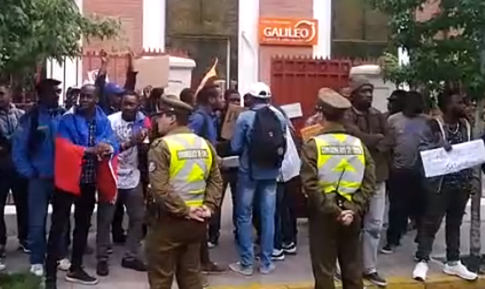 Les migrants haïtiens au Chili réclament leur document d’identité